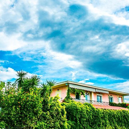 Babi'S Villa - Garden Apartment Lixouri Exterior photo