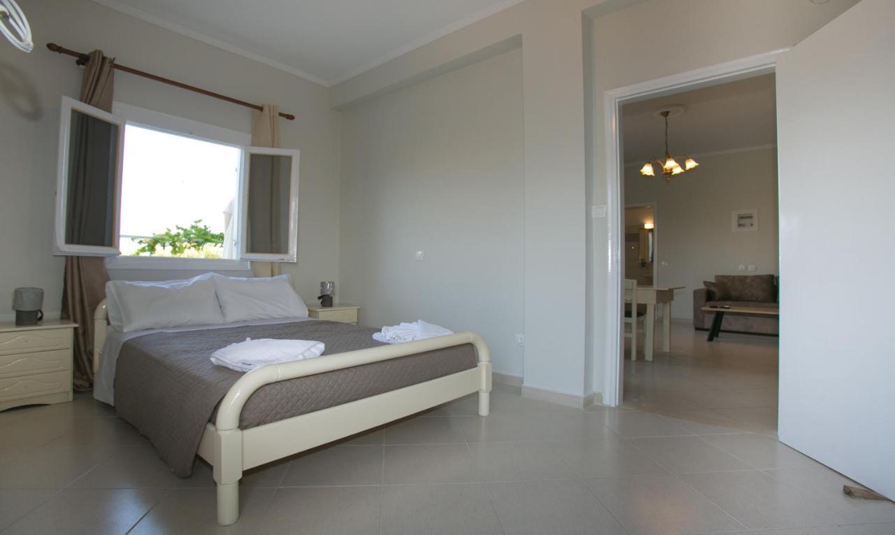 Babi'S Villa - Garden Apartment Lixouri Exterior photo
